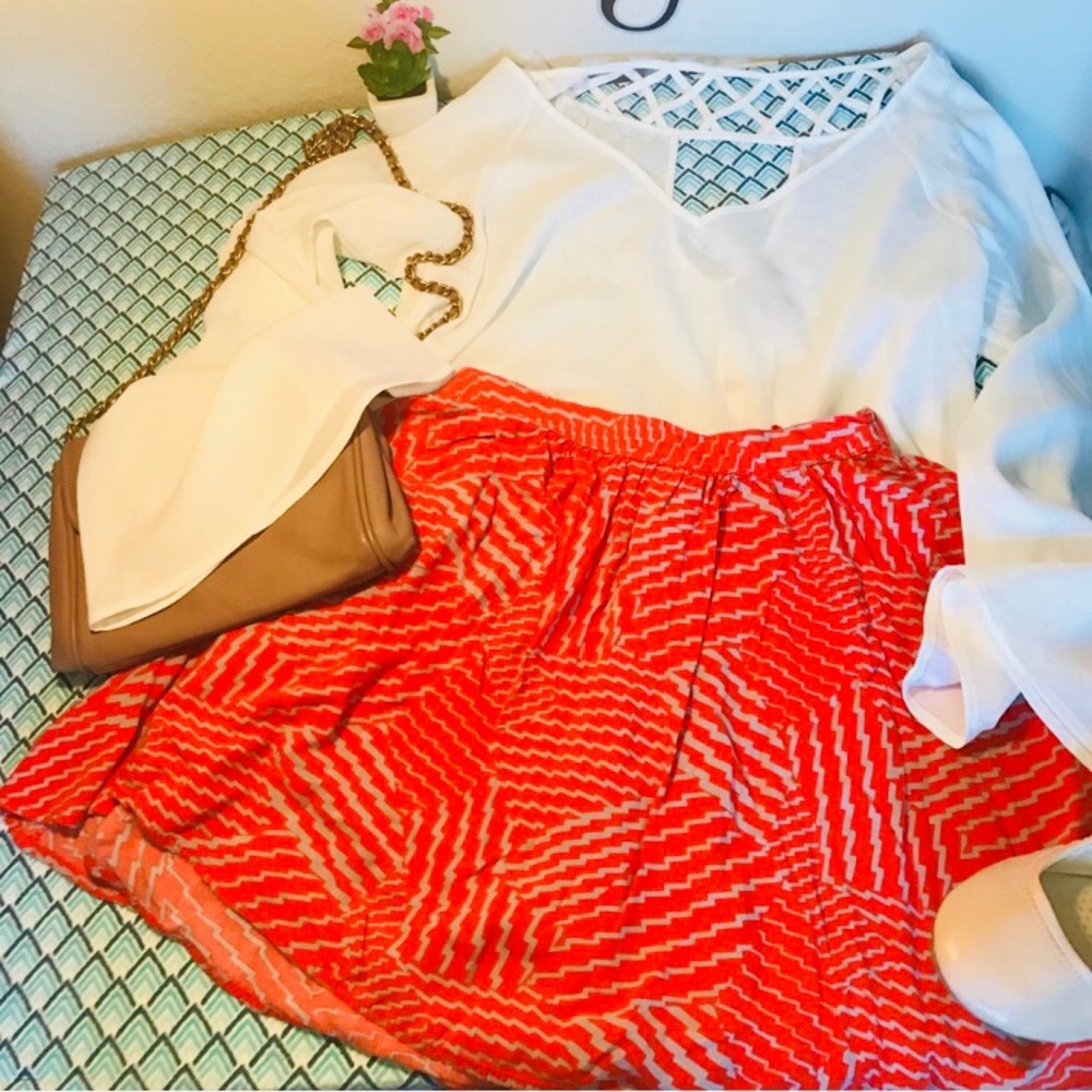 HP Circle skirt w/ pockets - Picture 1 of 3